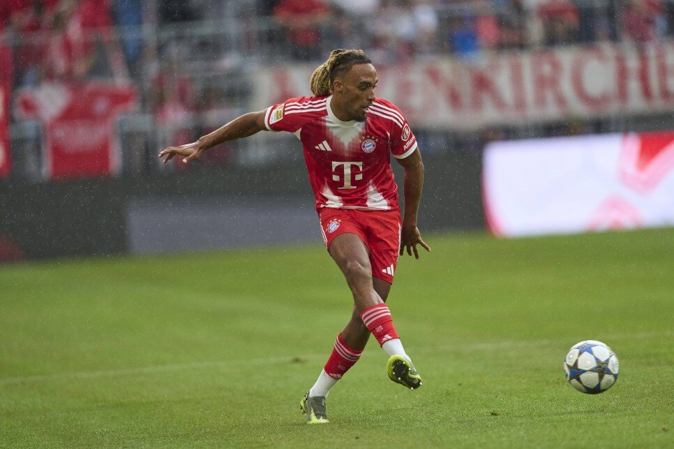 BAYERN'DE NE YAPTI?