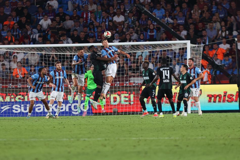YAZARLARDAN TRABZONSPOR YORUMU