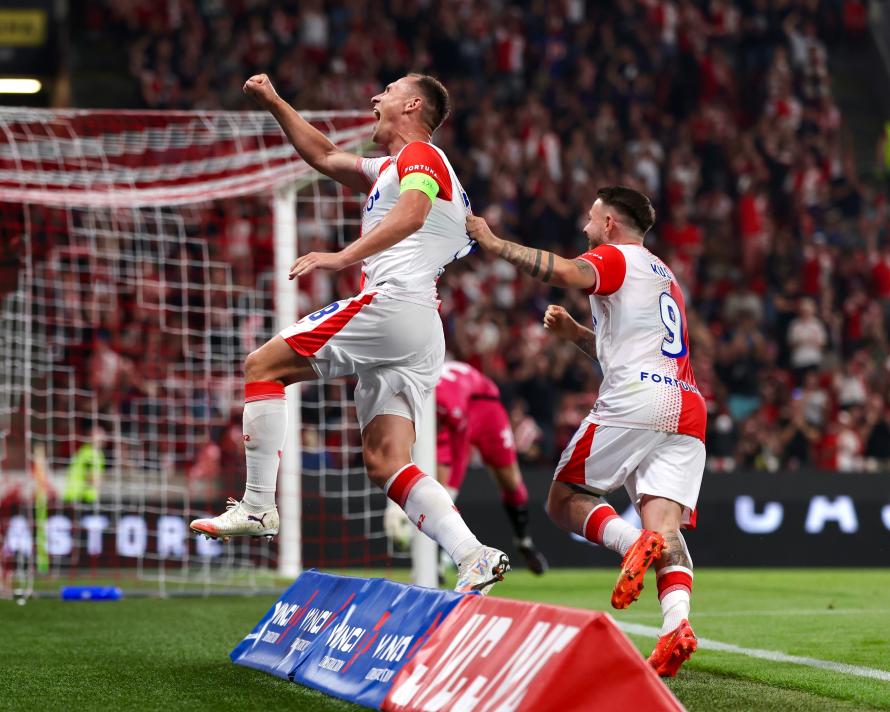 10. EKYA: 44.300 PUAN