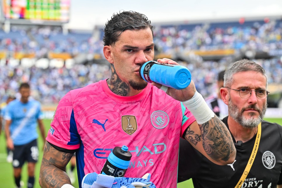 LSTENN LK SIRASINDA EDERSON VAR