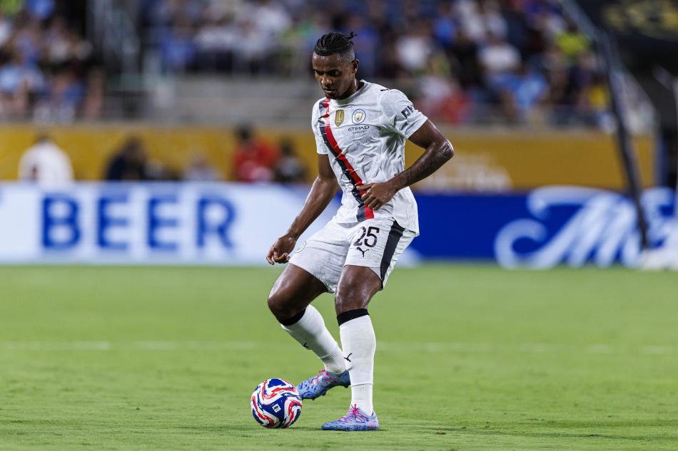 GEORGE GARDI'YE TAM YETK