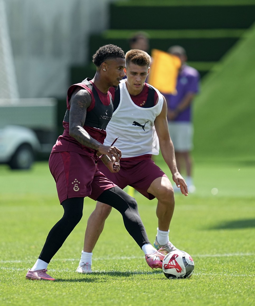 ANTRENMANDA EKS�K YOK