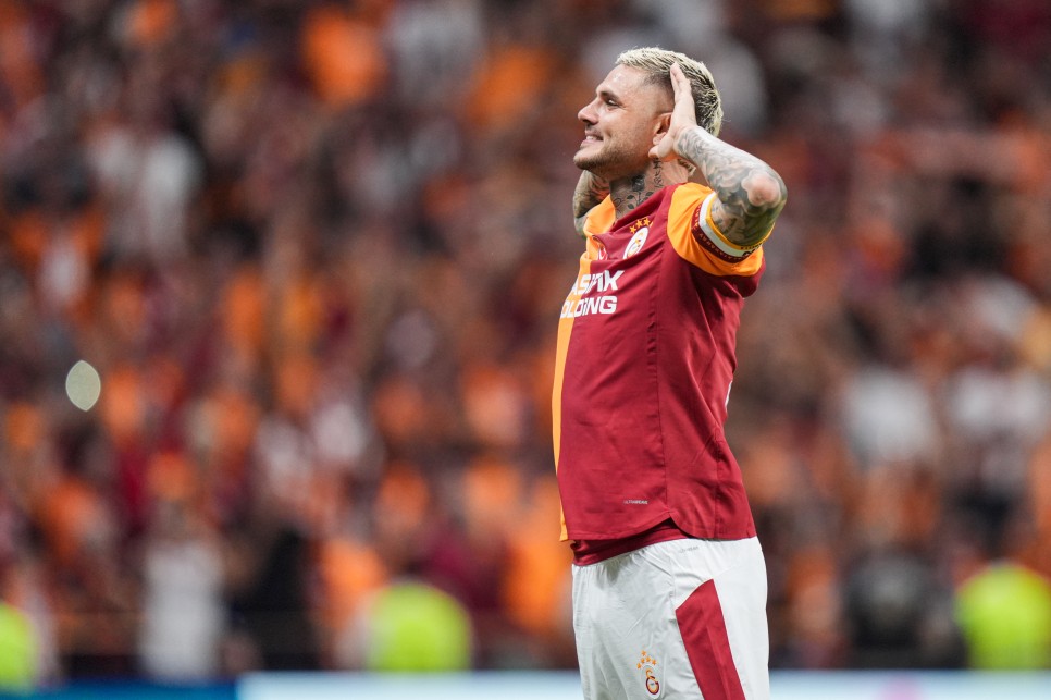 D�NYA, ICARDI'Y� KONU�UYOR