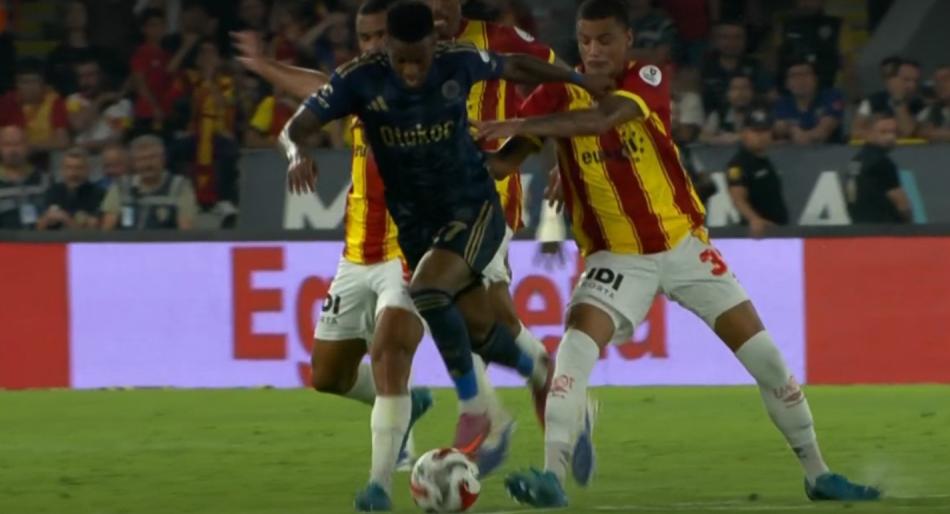 JUAN'IN KNC SARI KARTI DORU MU?