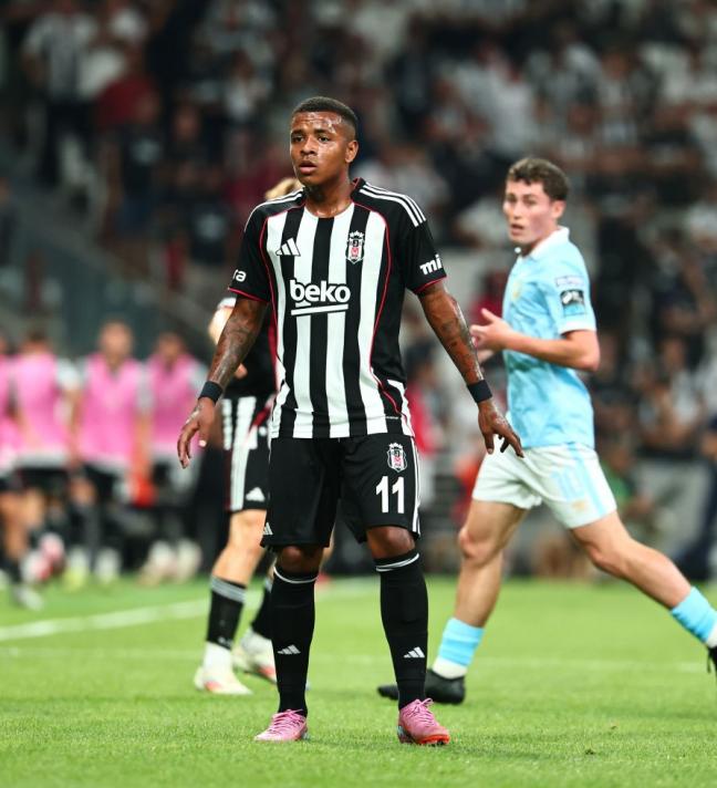 BE��KTA� BOL GOL ATIYOR