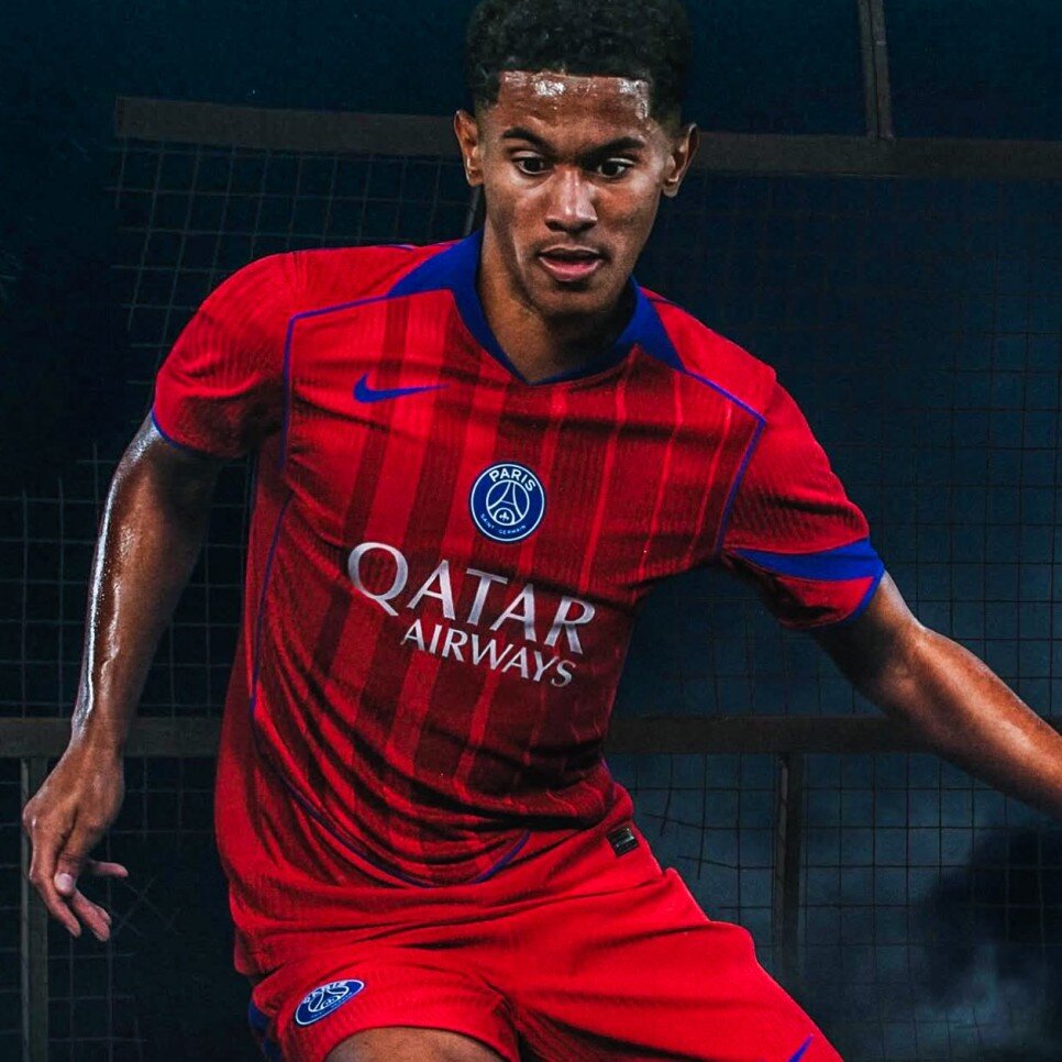 PARIS SAINT-GERMAIN (���NC� FORMA)