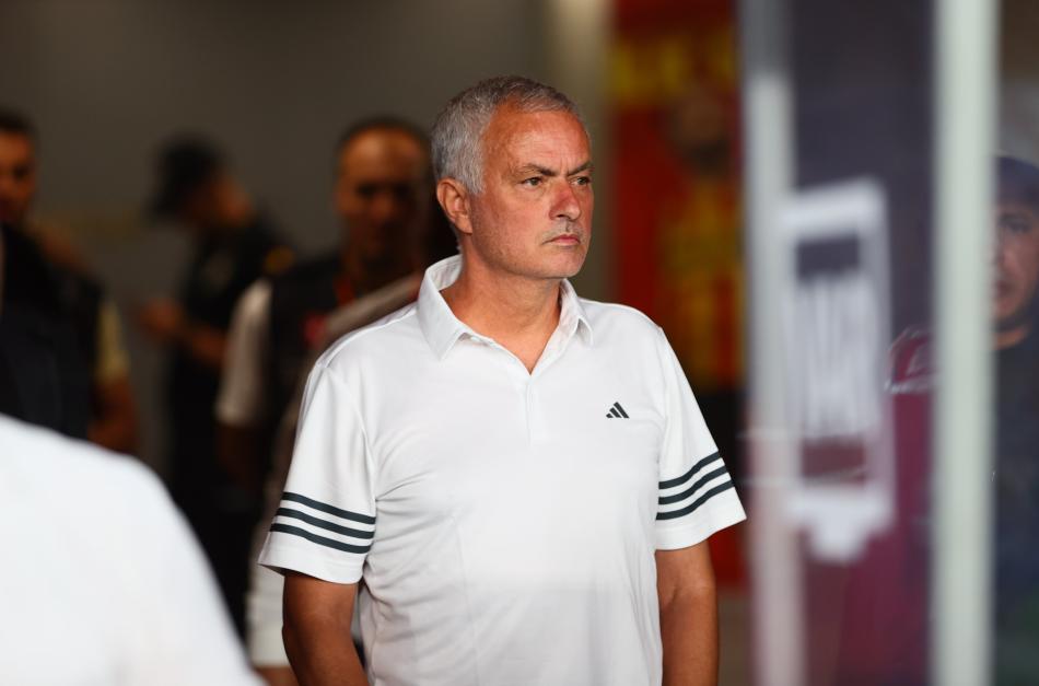 MOURINHO BENFICA'YA KAYBETM�YOR!