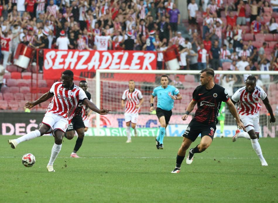 EN GOLC�M�Z MOUANDILMADJI