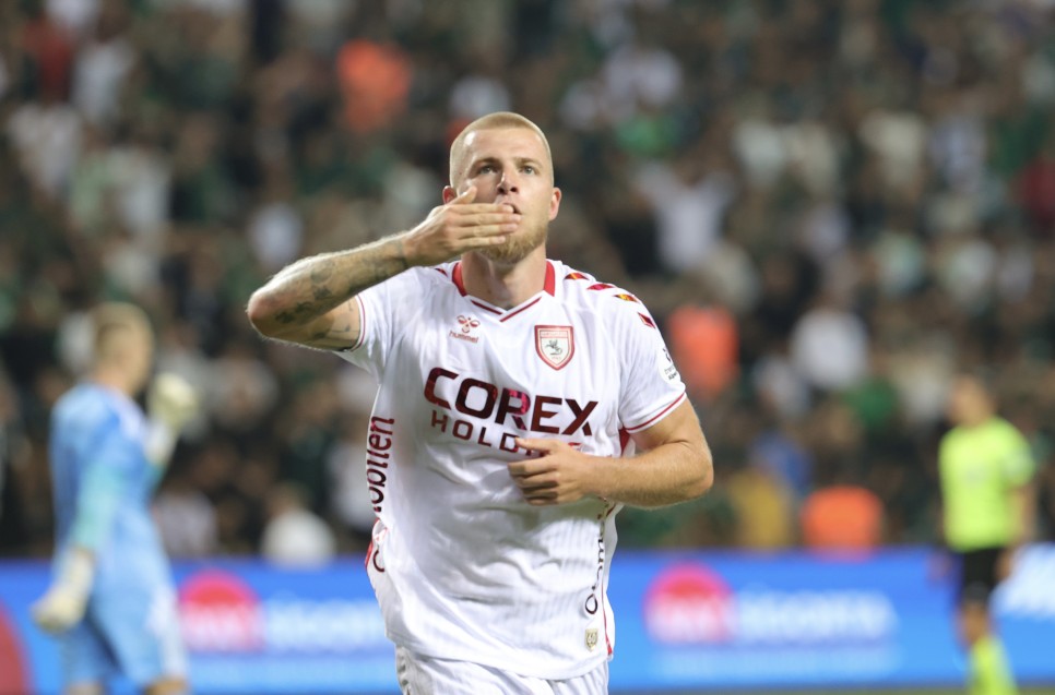 1998'DEN BU YANA �LK KEZ!