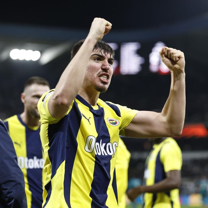 FENERBAH�E'N�N BEKLENT�S�