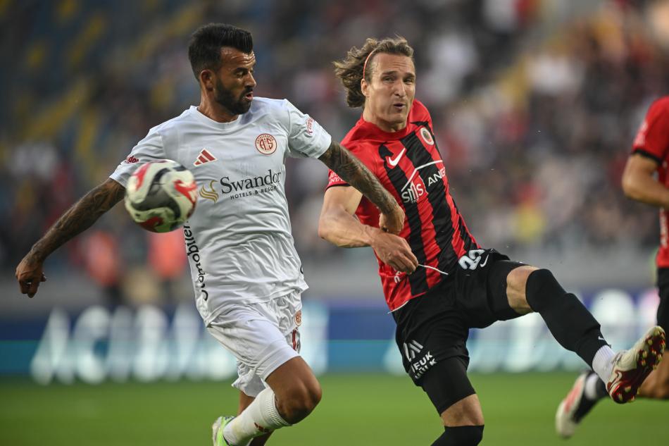 ANTALYASPOR ��TE �� YAPAMADI!