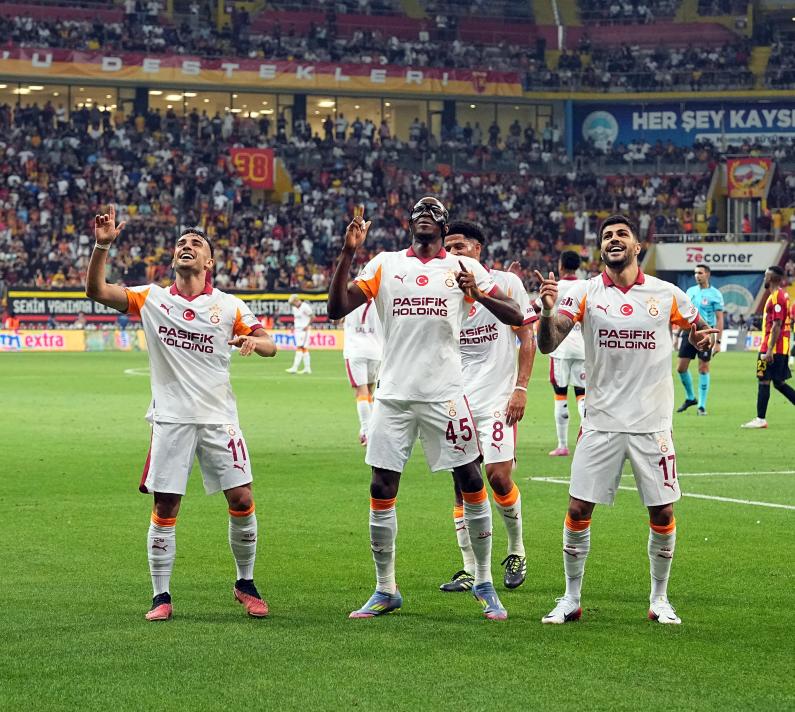 GALATASARAY �LE S�ZLE�MES�