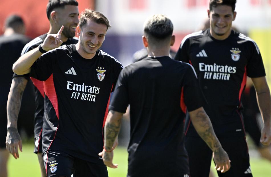 �LK B�L�M BASINA A�IKTI