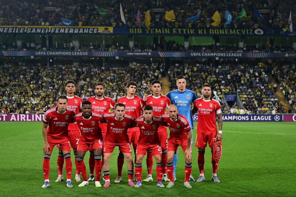 T�RK TAKIMLARINA KAR�I BENFICA