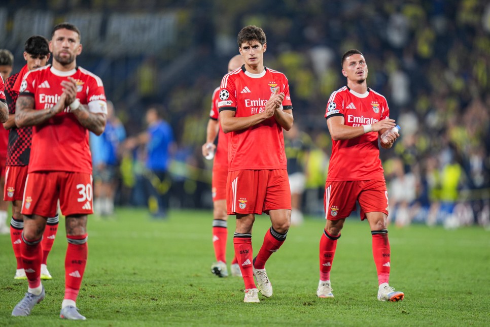 FENERBAH�E'YE KAR�I BENFICA