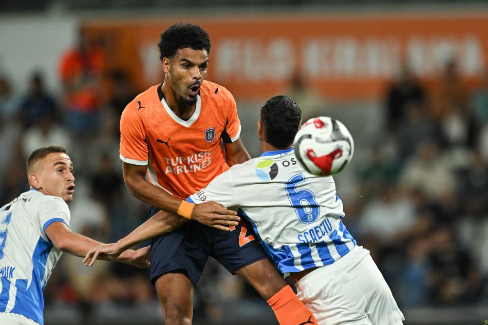 CRAIOVA'NIN 4 L�G ZAFER� BULUNUYOR