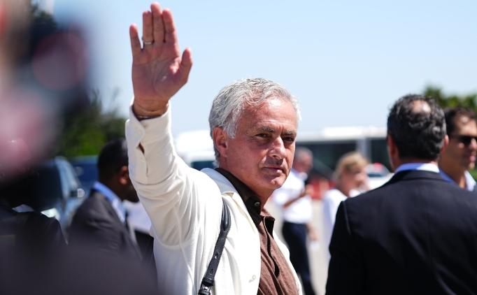 JOSE MOURINHO ���N VEDA PAYLA�IMLARI