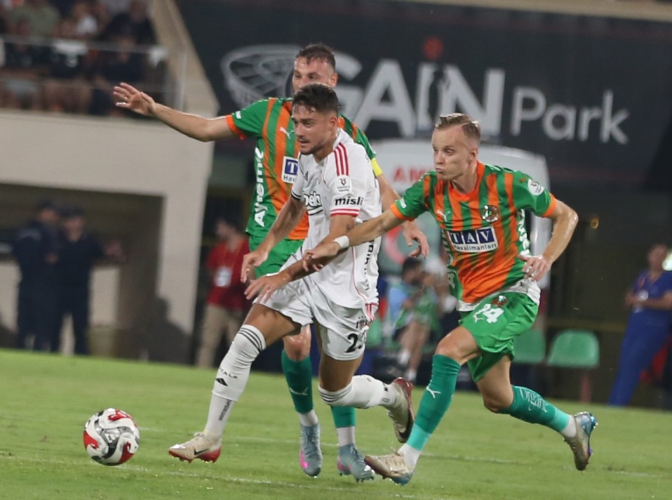 MA�I DE�ERLEND�RD�