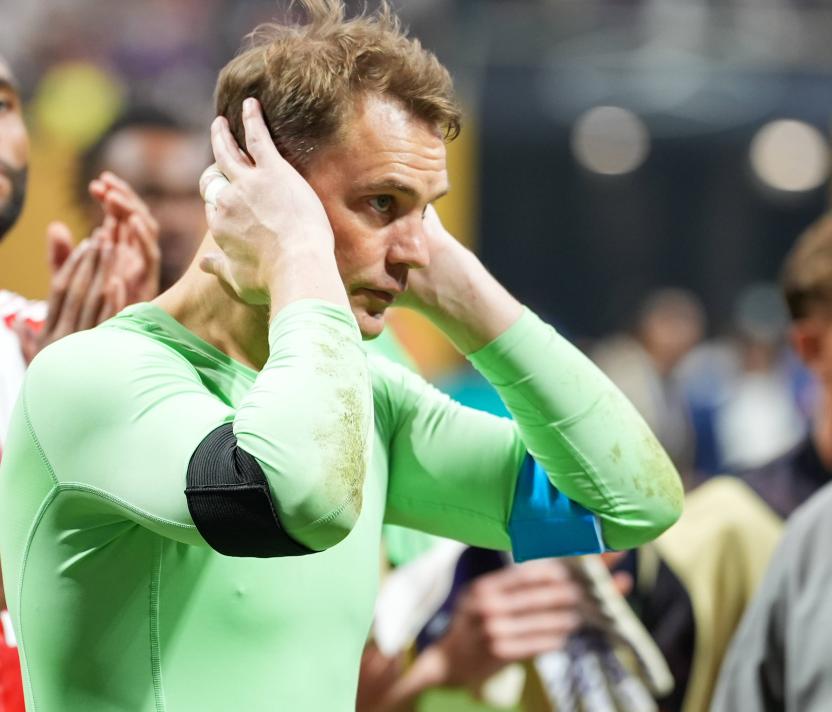 MANUEL NEUER  30 MLYON 