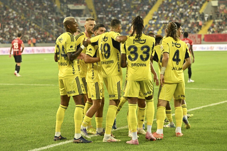 ��TE FENERBAH�E'N�N SIRALAMASI