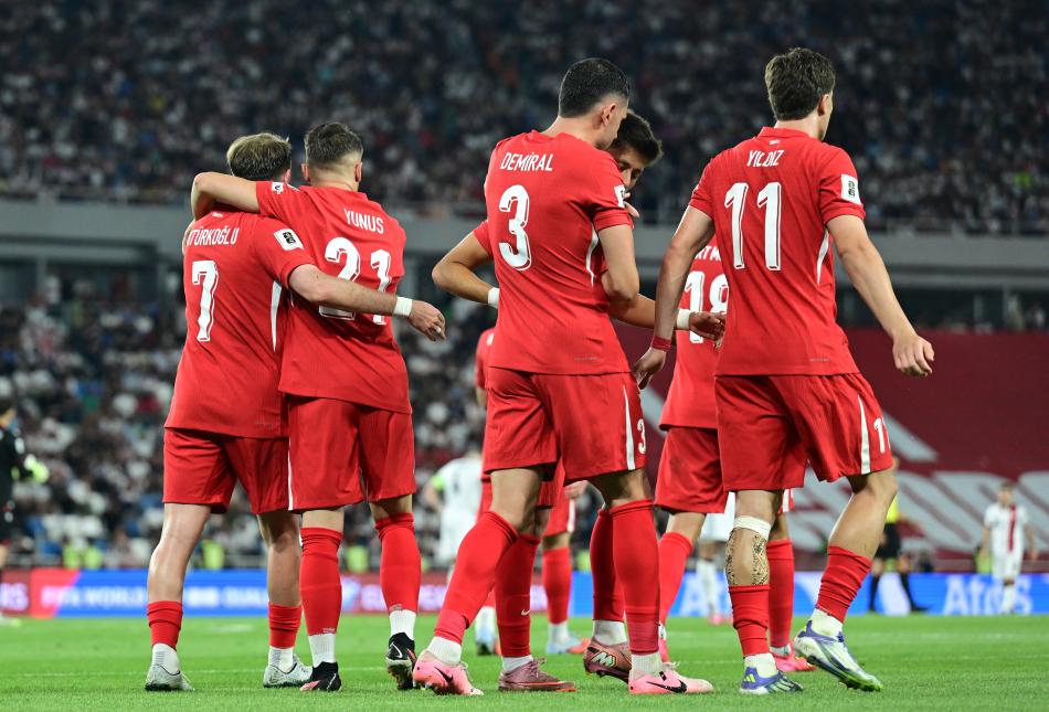 N�HAT KAHVEC�'N�N S�ZLER�