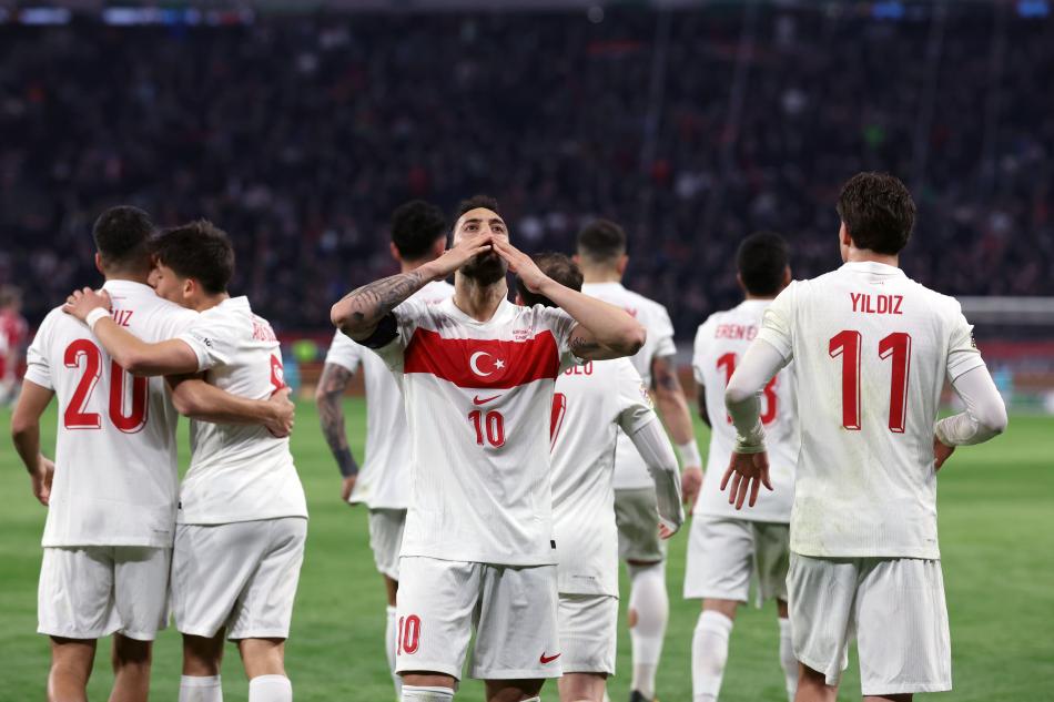 �ST �STE D�RT KEZ KAZANAMADIK