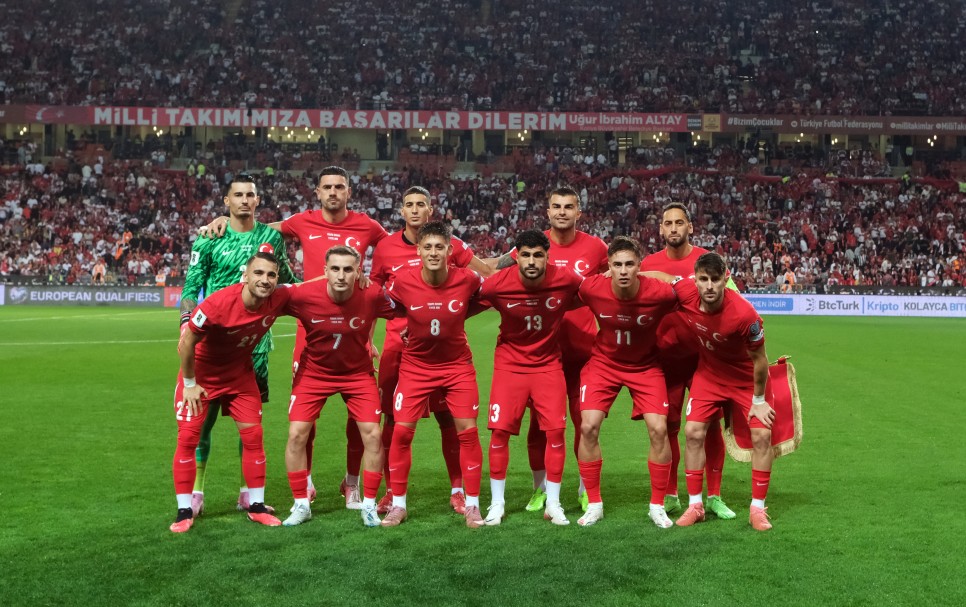 N�HAT KAHVEC�'N�N YORUMLARI