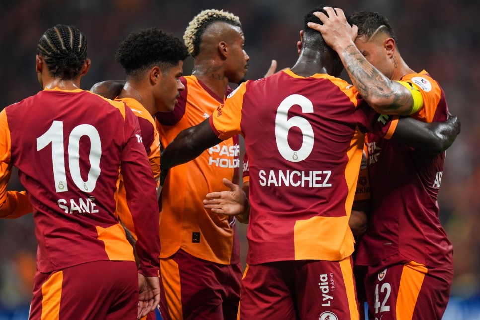 GALATASARAY Z�RVEDE