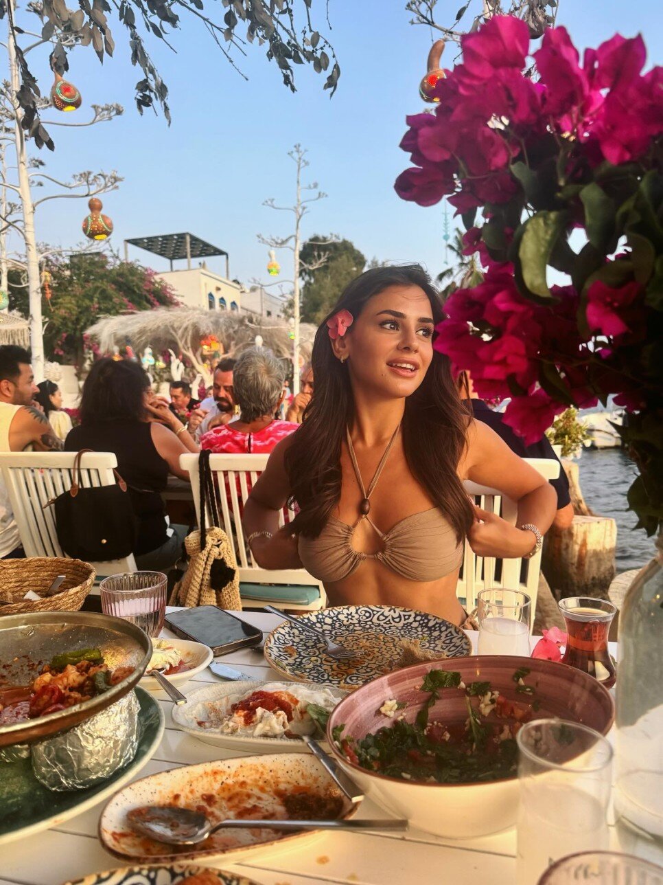 SAMET AKAYD�N & HAZAL �A�LAR
