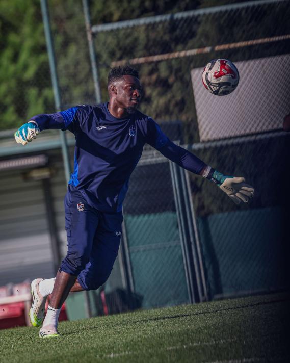 TRABZONSPOR, F.BAH�E HAZIRLIKLARINA DEVAM ETT�