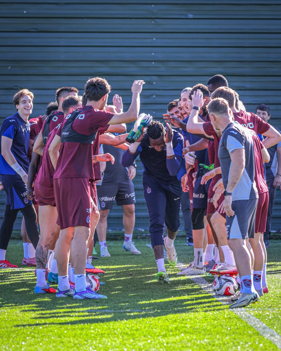 ONANA �LK KEZ ANTRENMANDA