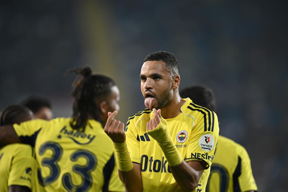 F.BAH�E, EV�NDE KALES�N� KAPATAMIYOR