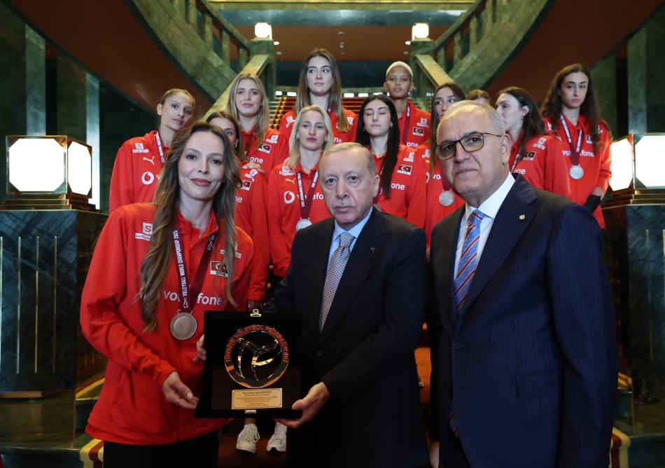 TEK TEK SOHBET ETT�