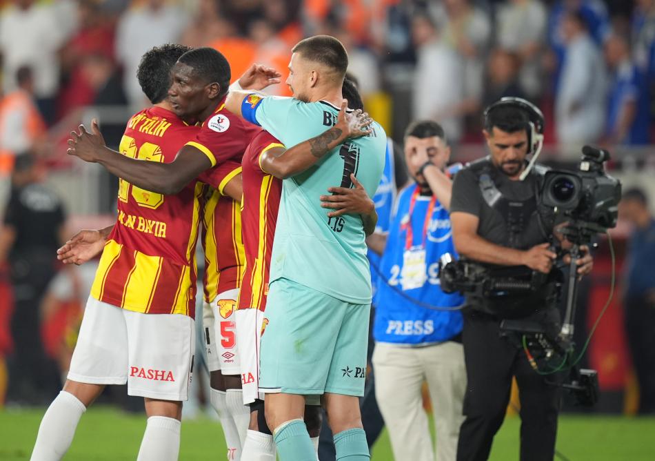 G�ZTEPE'N�N YEN�LMEZL�K SER�S�