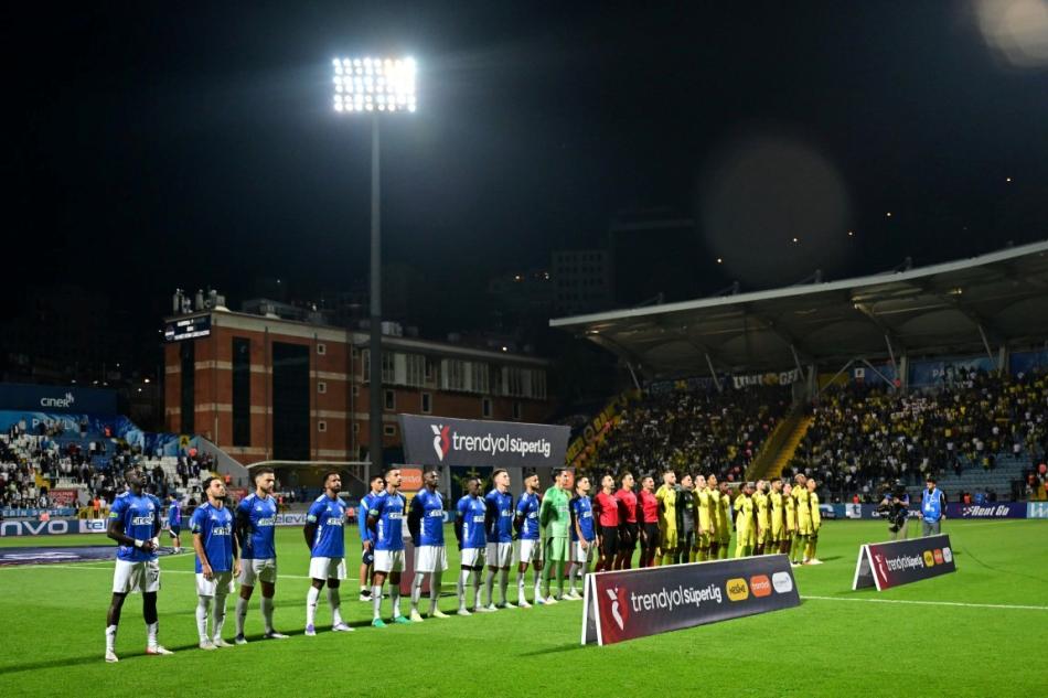 �LKER YA�CIO�LU'NUN YORUMLARI