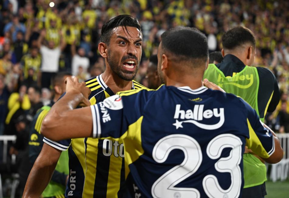 TAR�HTE B�R KEZ YA�ANDI