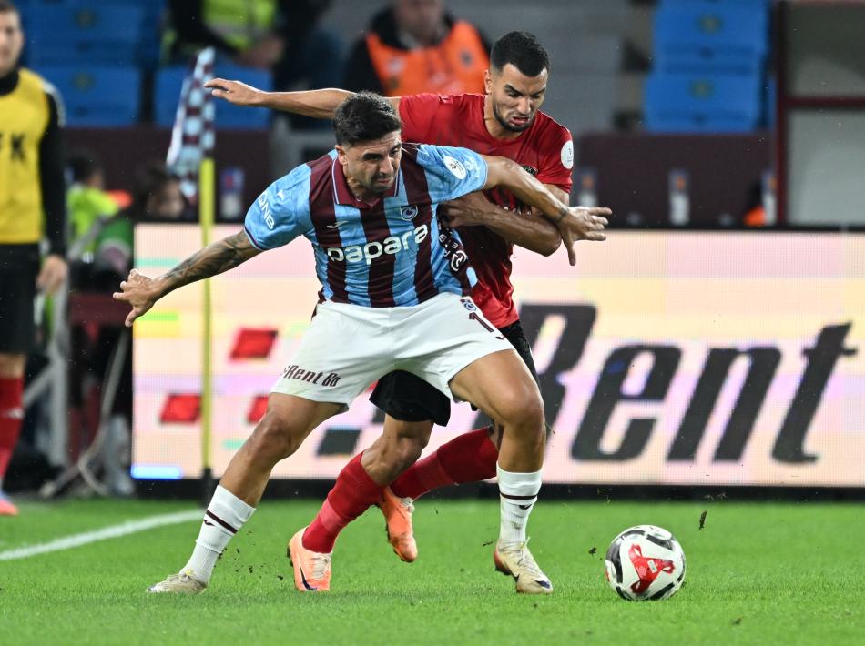 YAZARLARDAN TRABZONSPOR YORUMU