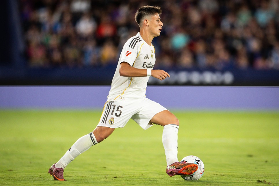 �SPANYOLLAR ONU KONU�TU!