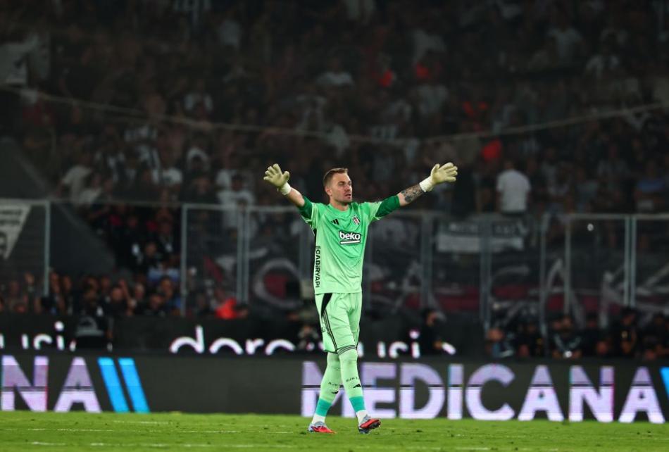 MERT G�NOK KALES�N� GOLE KAPATAMADI