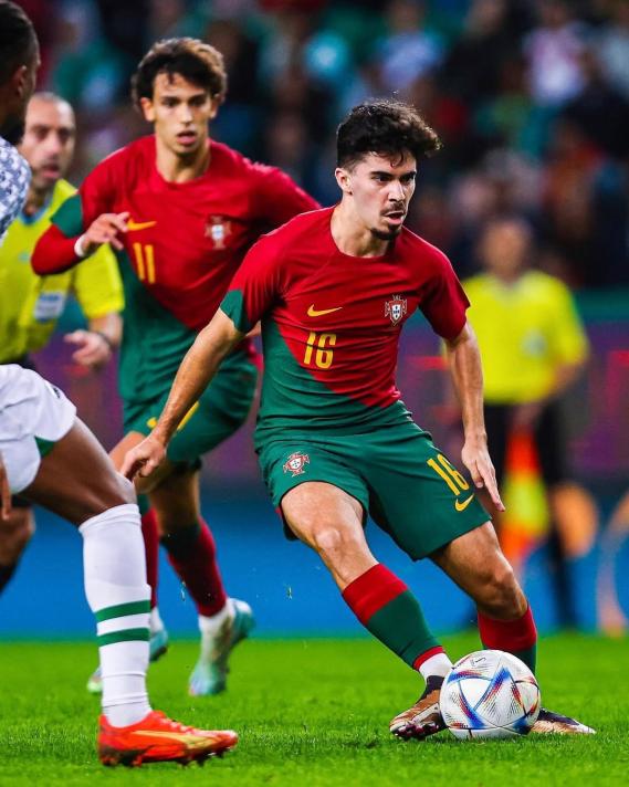 SADECE G�NEY KORE MA�INDA OYNADI