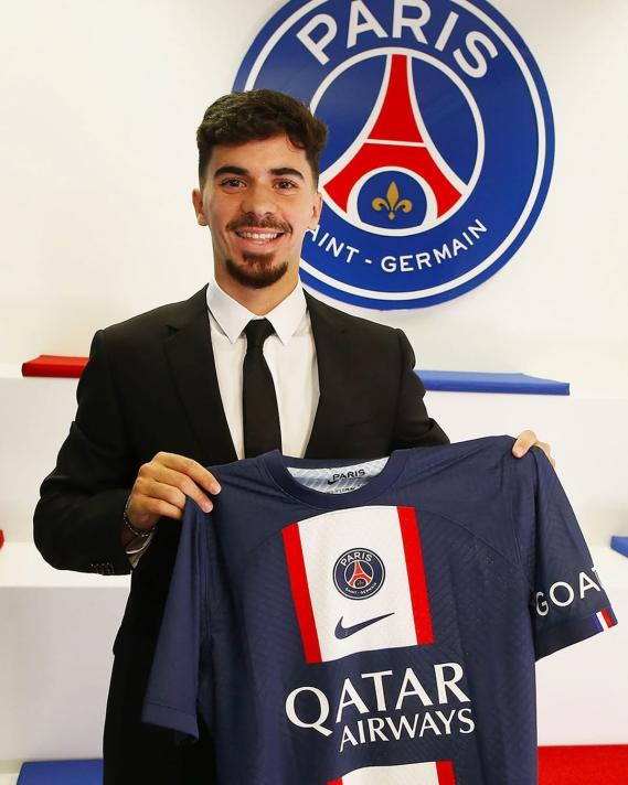 PSG'YE TRANSFER OLDU