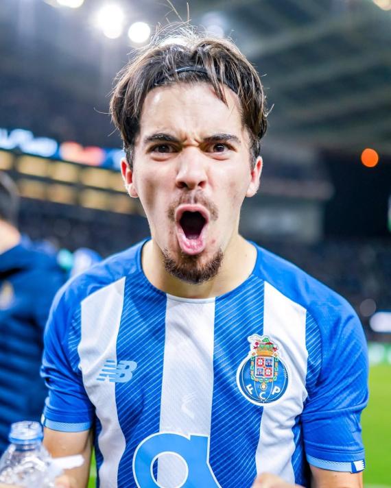 PORTO'YA D�ND�, FORMA �ANSI BULAMADI