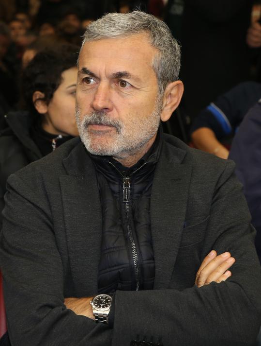 B�Y�K B�R B�L�M AYKUT KOCAMAN'I D���N�YOR