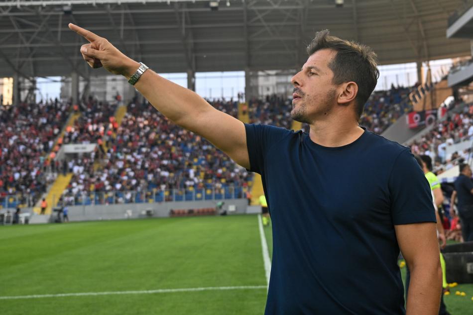 SADECE 1999/2000 SEZONUNDA YA�ADI