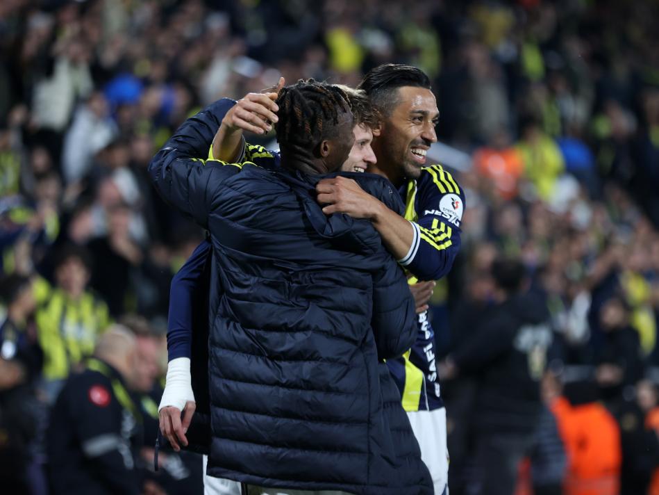 FENERBAHE EVNDE KAZANDI