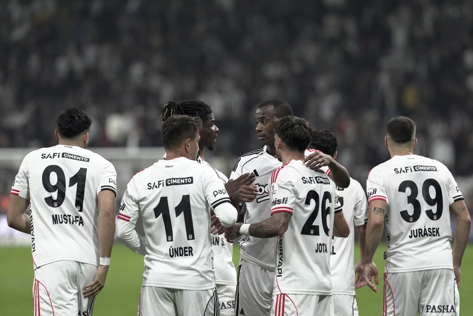 GALATASARAYIN YORGUNLUUNU KULLANMAK