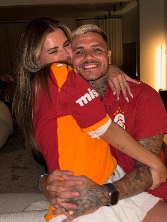 ICARDI'Y YALNIZ BIRAKMADI