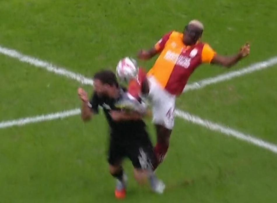 OSIMHEN'E KART GEREKL M?