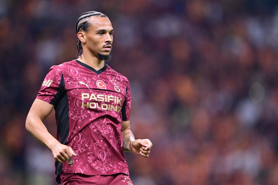 KARARI SAYGIYLA KARILADI