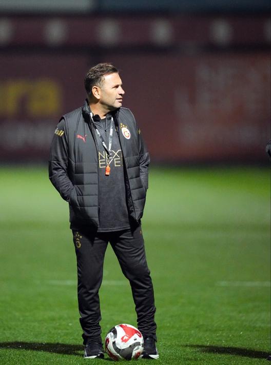 GALATASARAY'DA BAAKEHR MESAS